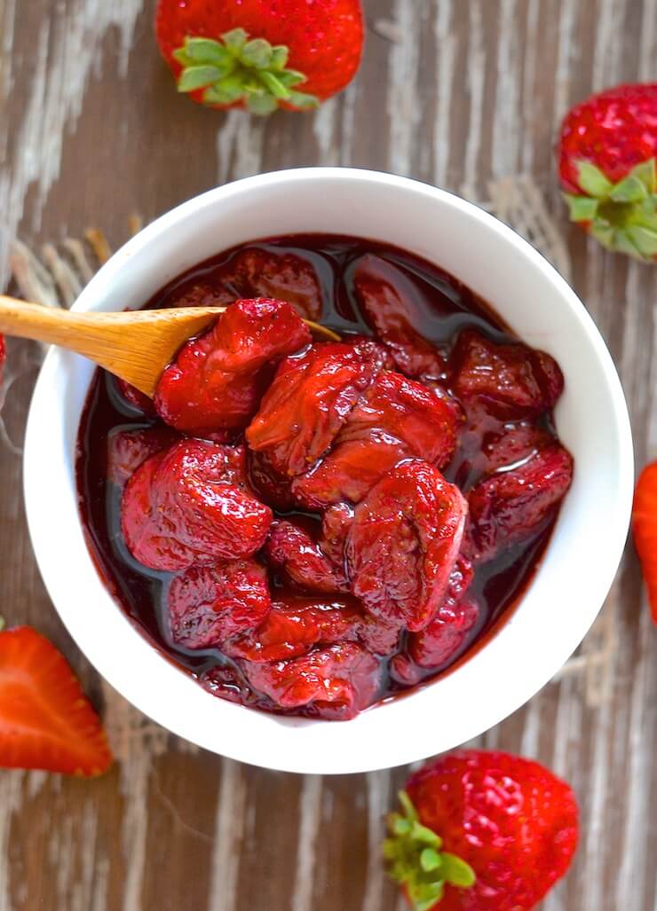 Transform your last of the season strawberries! With just 3 ingredients and a couple of minutes hands on time you could have yourself a bowl full of these intensely sweet, sticky & syrupy Vanilla Roasted Strawberries.