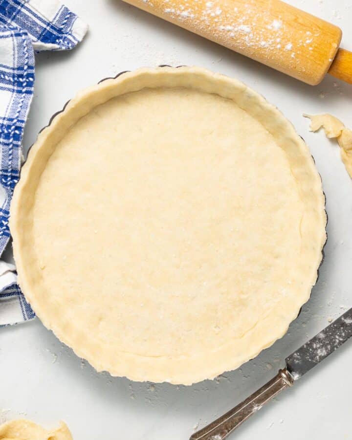 an uncooked pie crust