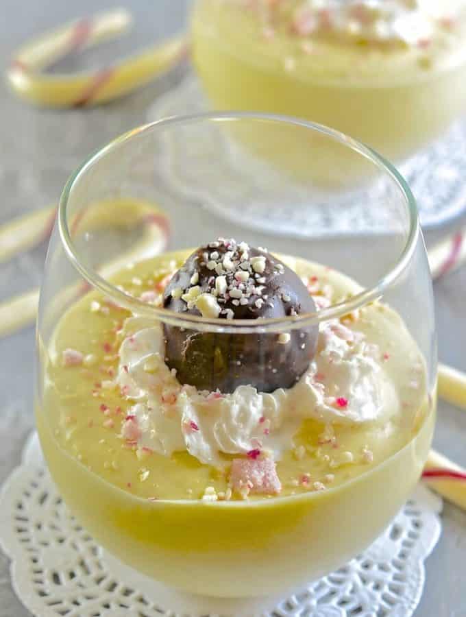 Creamy, sweet & indulgently rich White Chocolate Peppermint Vegan Pudding. Quick & easy to make but seriously impressive & easily made festive with the addition of some crushed candy canes!